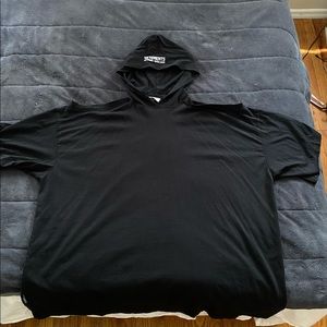 VETEMENTS Black Open Shoulder Cropped Hoodie